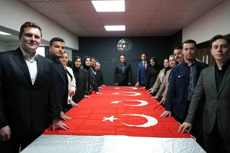 Yemin ederek görevlerine başladılar