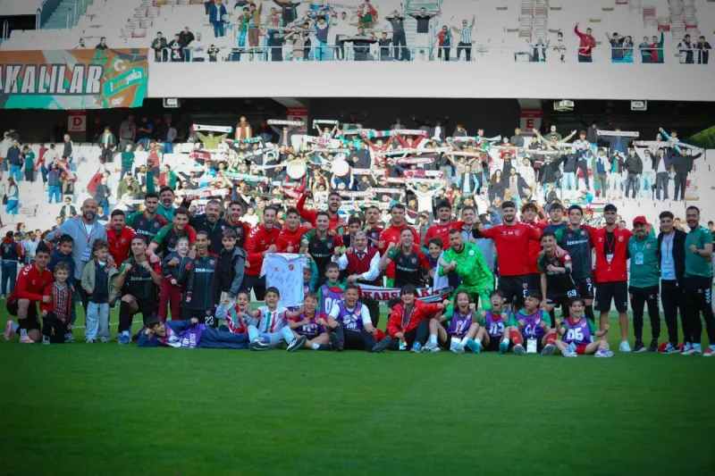 Yeşil-Kırmızılı Kasırga: Karşıyaka Play-Off Öncesi Rakiplerine Korku Salıyor