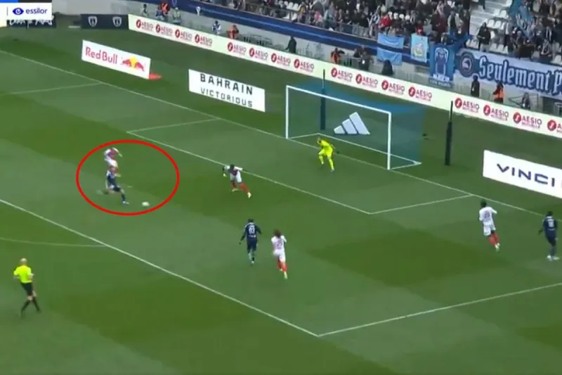 Yok artık daha neler Immobile! 13 dakikada rakibin içinden geçti