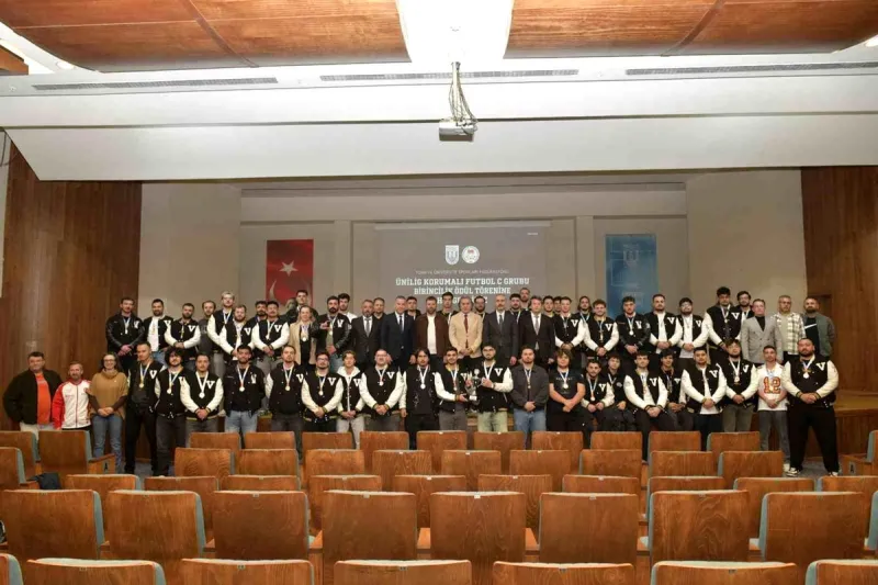 Zirvenin sahibi MSKÜ: Korumalı futbolda süper lige yükseldi