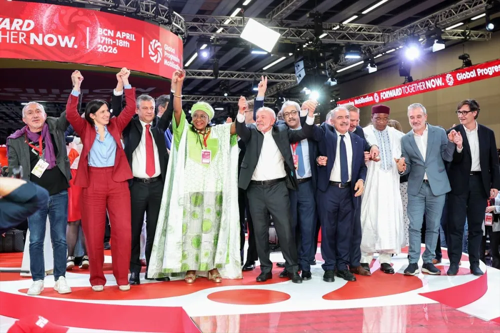 Özgür Özel Barselona