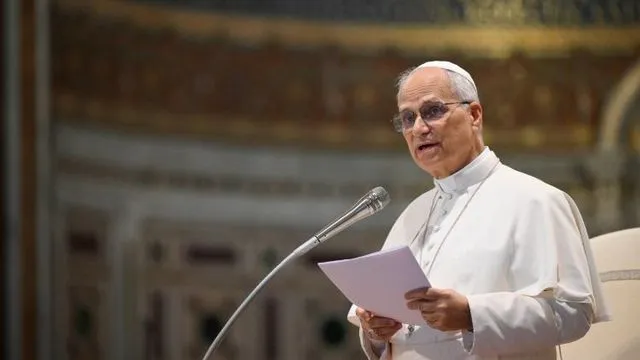 Papa'dan Trump'a yanıt: Konuşmaya devam edeceğim