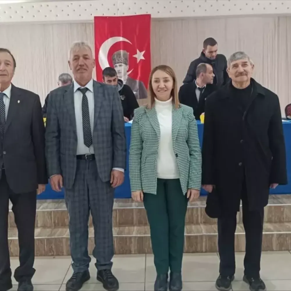 Pazaryeri Esnaf ve Sanatkarlar Odası Başkanı Karakaş güven tazeledi