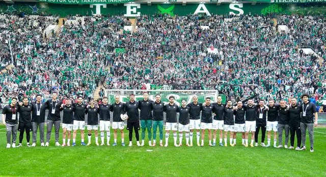 PFDK'dan şampiyon Bursaspor'a ceza yağdı