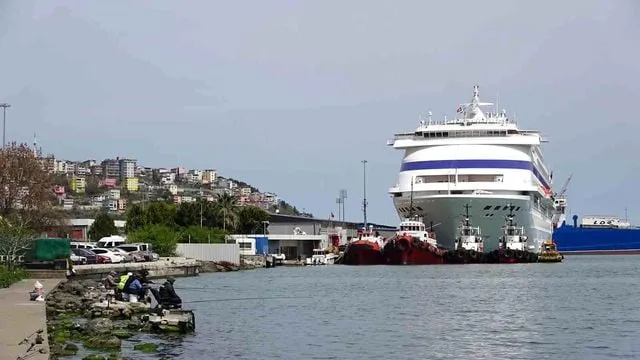Rus turistler aylar sonra kruvaziyer ile Samsun