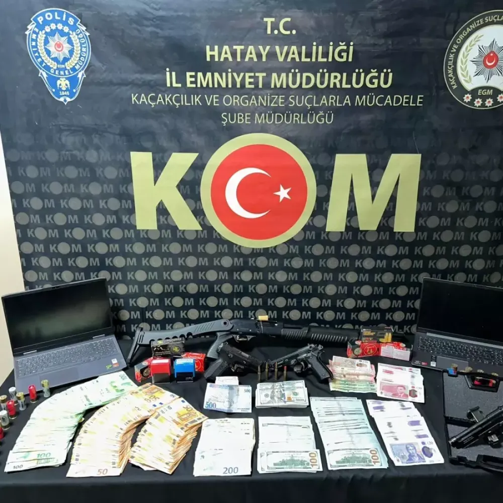 Rüşvet ve Kaçakçılık Operasyonu: 8 İlde Eş Zamanlı Baskın
