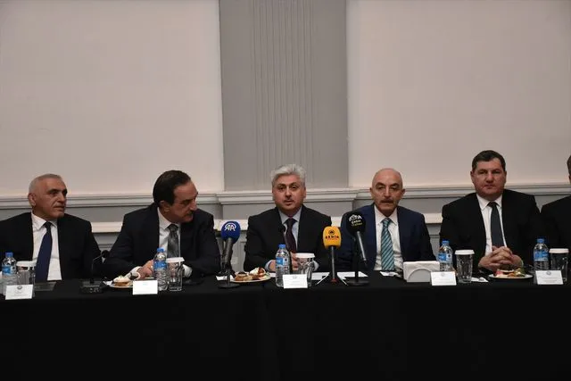 Sakarya'da "Türkiye Sohbetleri" toplantısı düzenlendi