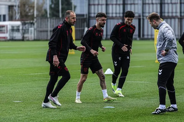 Samsunspor, Beşiktaş maçının hazırlıklarına başladı