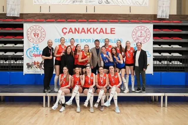 Sancaktepe Okyanus Koleji Kız Voleybol Takımı Türkiye Şampiyonu