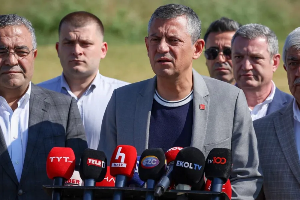 Silivri'ye çıkarma yapan Özgür Özel'in ziyaret etmediği tek isim - Son Dakika