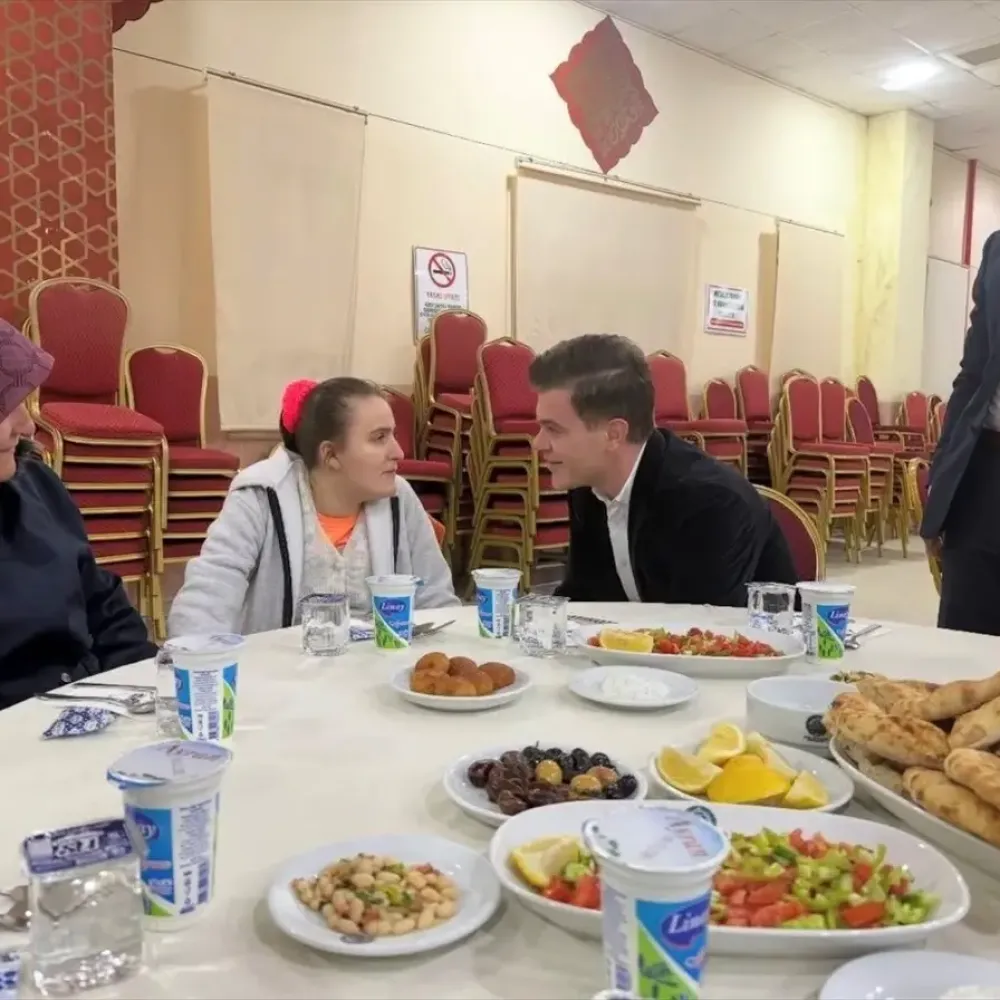 Simav'da Şehit Aileleri ve Gazilere İftar - Son Dakika