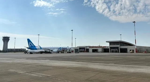 Şırnak Şerafettin Elçi Havalimanı iç hatlarda 44 bin, dış hatlarda 3 bin yolcuya hizmet verdi