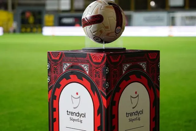 Süper Lig'de Dev Karar: 33. Haftada Tüm Maçlar Aynı Saat Diliminde Oynanacak