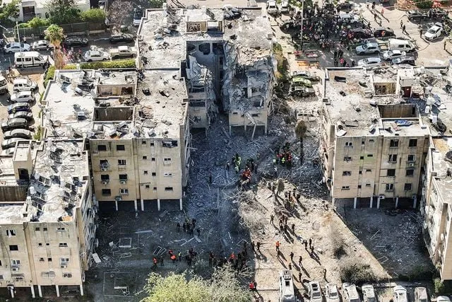 Tahran’dan Dev Tazminat Hamlesi: ABD ve İsrail’e 270 Milyar Dolarlık Savaş Faturası Çıkarıldı