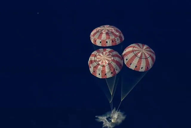 Tarihi Bir Başarı: NASA'nın Artemis II Görevi Dünya'ya Dönüşünü Tamamladı
