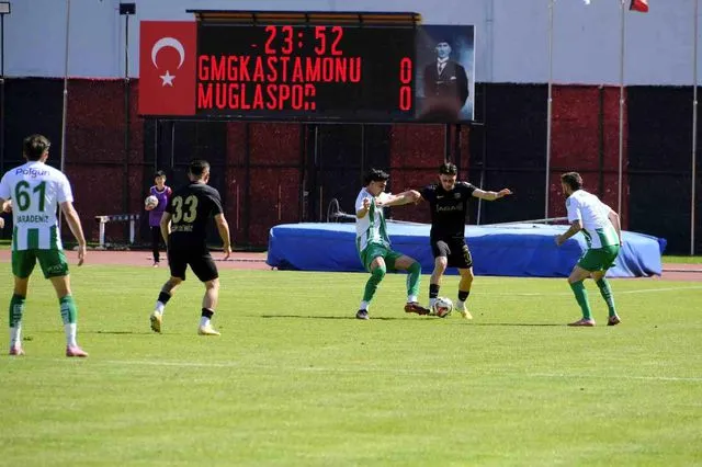 TFF 2. Lig: Kastamonuspor: 0 Muğlaspor: 3