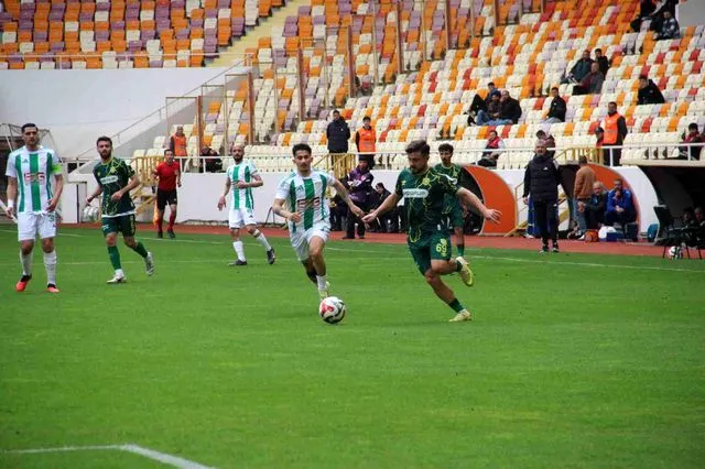 TFF 3. Lig: Malatya Yeşilyurtspor: 3 Osmaniyespor: 2