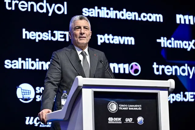 Ticaret Bakanı Bolat, "Yapay Zeka Çağında E-Ticaretin Lojistiği Zirvesi"nde konuştu Açıklaması