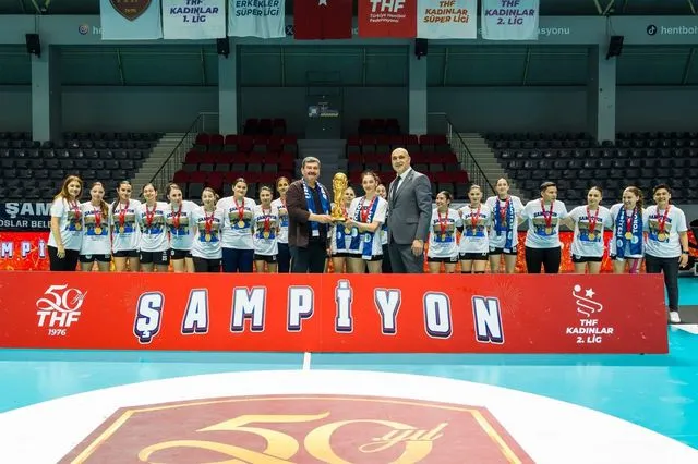 Toroslar Belediyesi, hentbolda 1