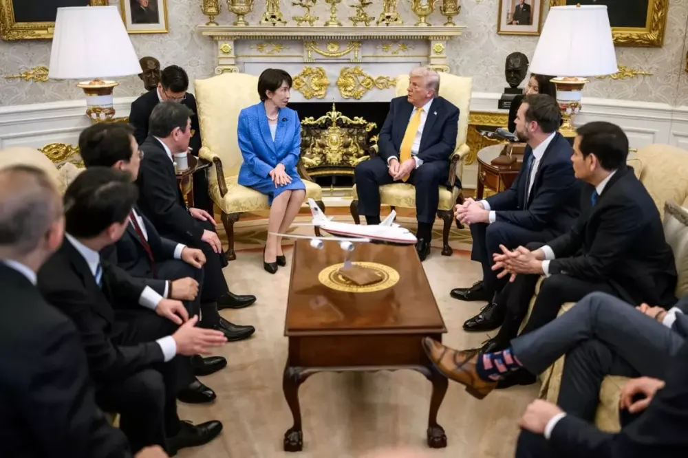 Trump'tan Japonya Başbakanı'nın yanında şok Pearl Harbor çıkışı - Son Dakika
