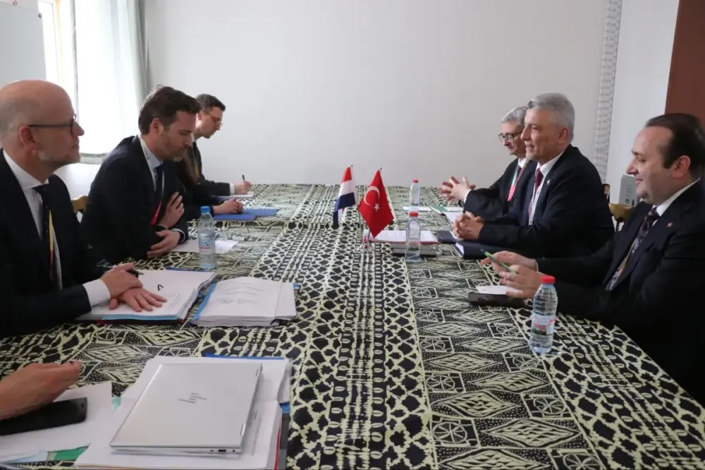 Türkiye-Hollanda Ticaret Görüşmesi
