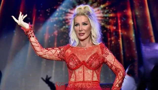 Ünlü Sanatçı Seda Sayan'dan Ezber Bozan İstanbul Çıkışı: Pasaport Şartı Gelsin