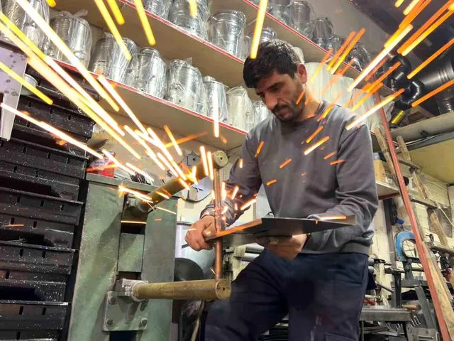 Van'da kışın uzaması semaver ve mangal sezonunu geciktirdi