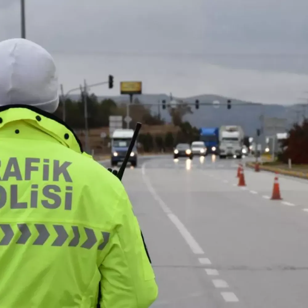 Yeni araç alacaklar dikkat! Bunu yapmayan yandı: Cezası 75 bin TL