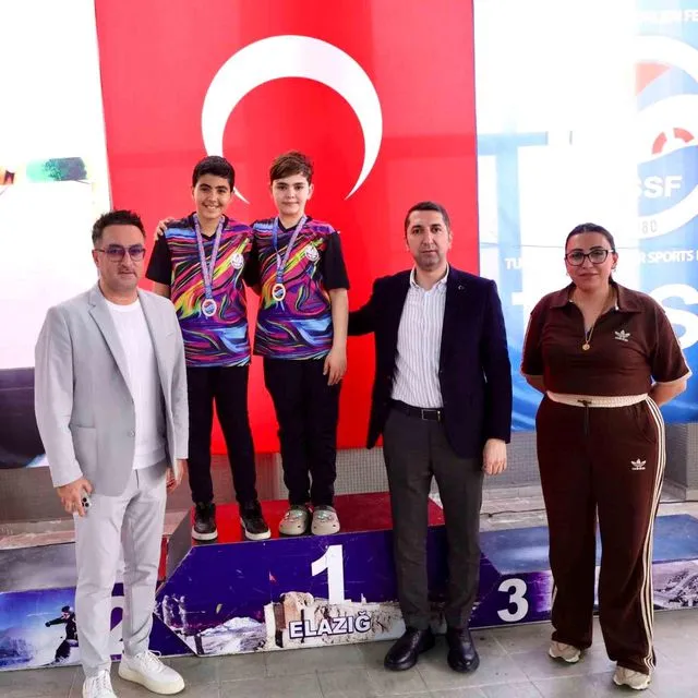 Yüzmede Elazığ