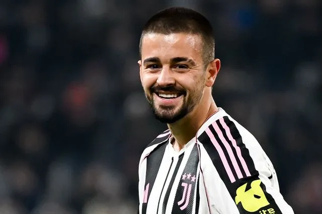 Zhegrova'dan Beşiktaş'a yeşil ışık