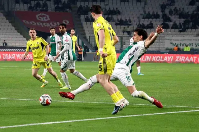 Ziraat Türkiye Kupası: Konyaspor: 0 Fenerbahçe: 0 (İlk yarı)